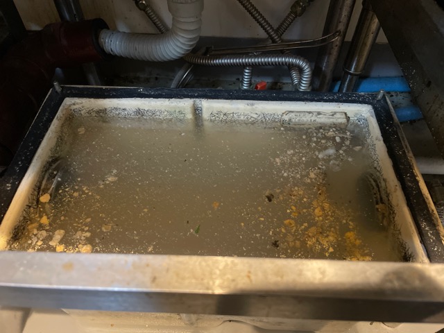 【浦安市】グリストラップの排水管の高圧洗浄を行ってきました！