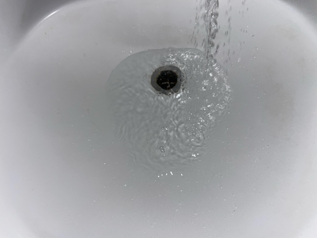 【江東区】施設内の洗面台の排水不良を改善してきました！