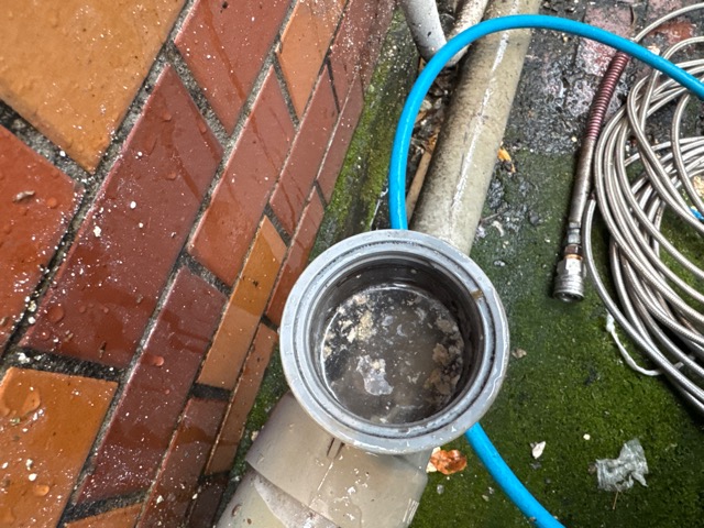 【墨田区】施設の屋外排水の高圧洗浄を行ってきました!