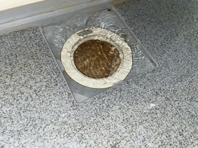 【江東区】浴室の排水不良を高圧洗浄で解消してきました!