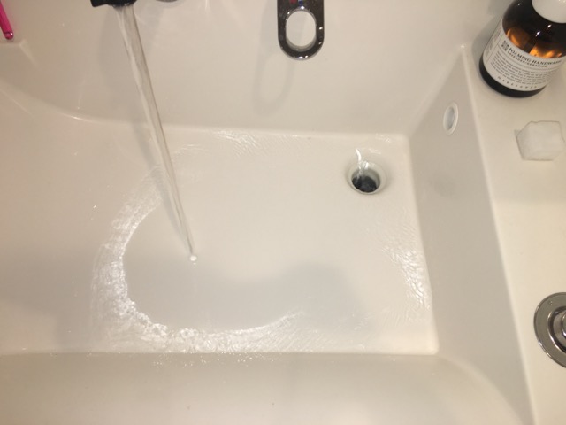 【江東区】マンションの洗面台の詰まりをサクションポンプで解消してきました！