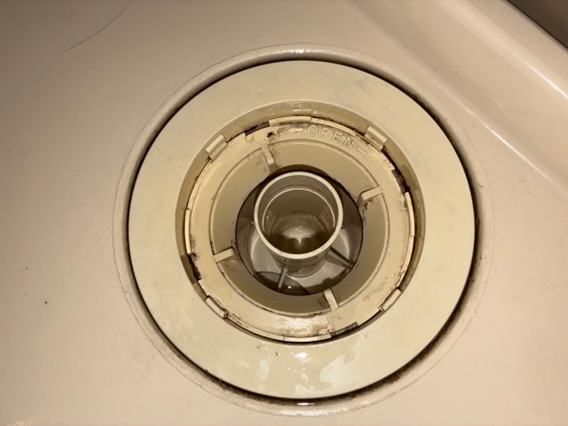 【足立区】マンションの臭気漏れを高圧洗浄で解消してきました！